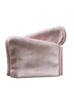 Rožinis makiažo valymo rankšluostukas
