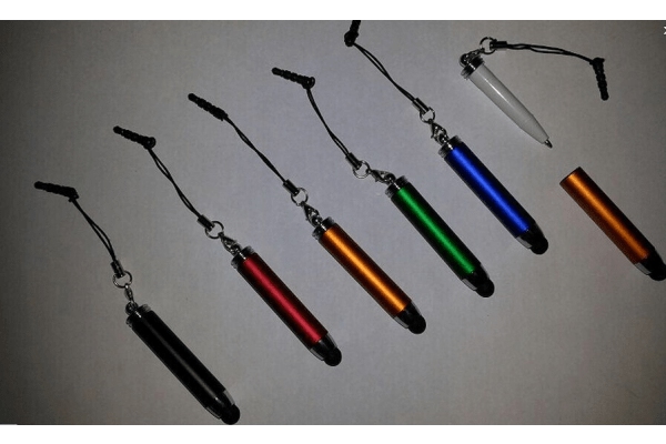 Mini tušinukas su touch ekrano galvute