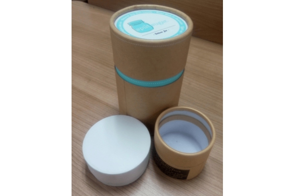 Popierinė cilindrinė dėžutė