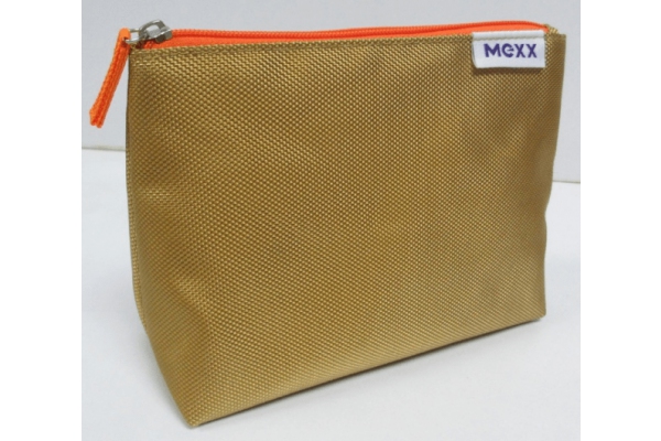 Kosmetinė su Jūsu Logotipu