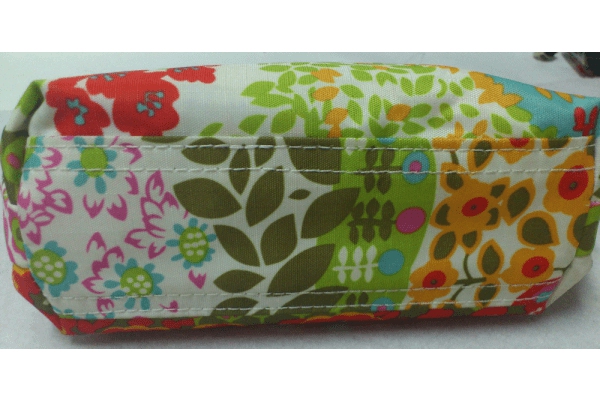 Kosmetinė su norimo dizaino spauda