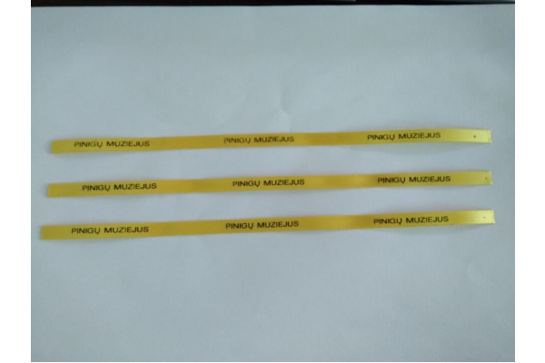 Ultrasonic tiksliai ir tvarkingai sukarpytos juostelės