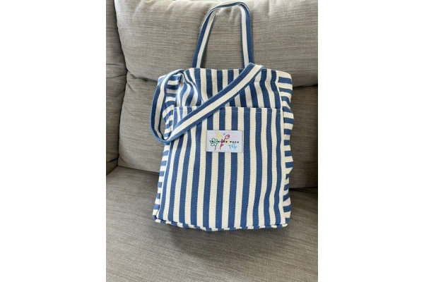 Drobinis dryžuotas paplūdimio krepšys su logotipu | Tote bag | 30×37 cm