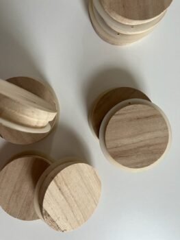 Mediniai dangteliai Diametras 7 cm